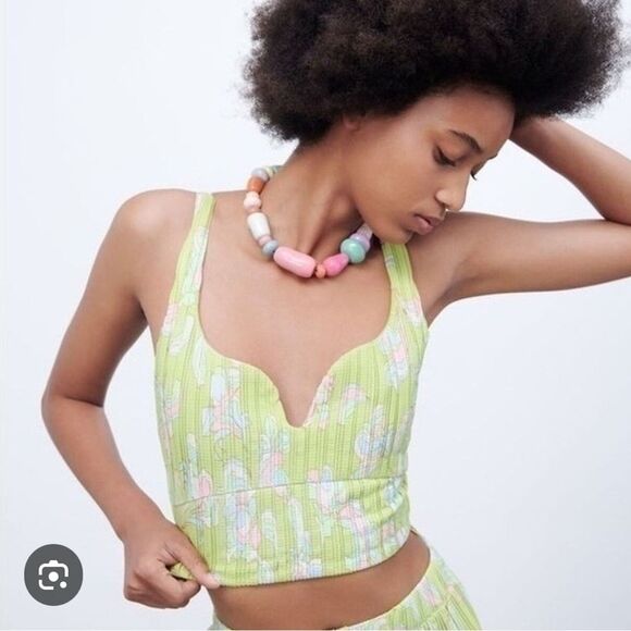 ZARA Green/Pink printed pleated top crop top NWOT  size Large - Picture 1 of 4